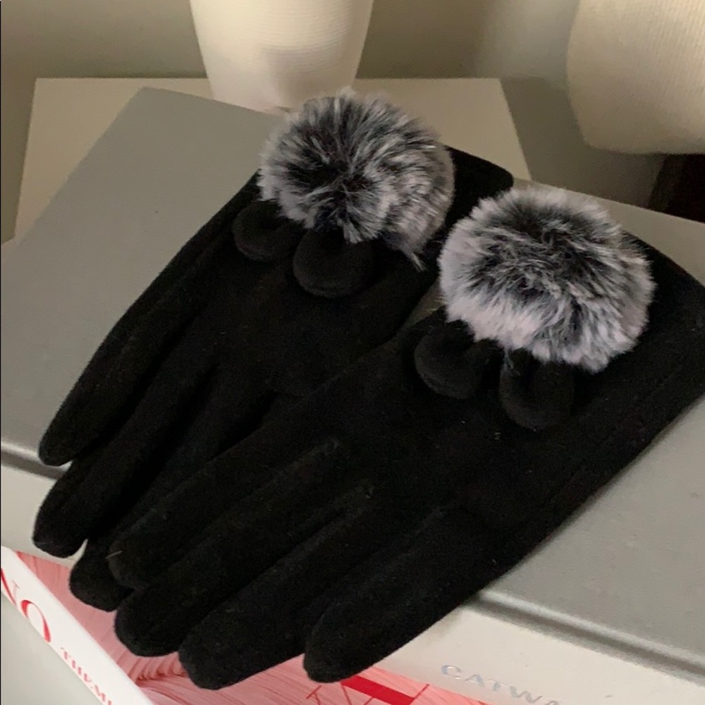 Women’s gloves